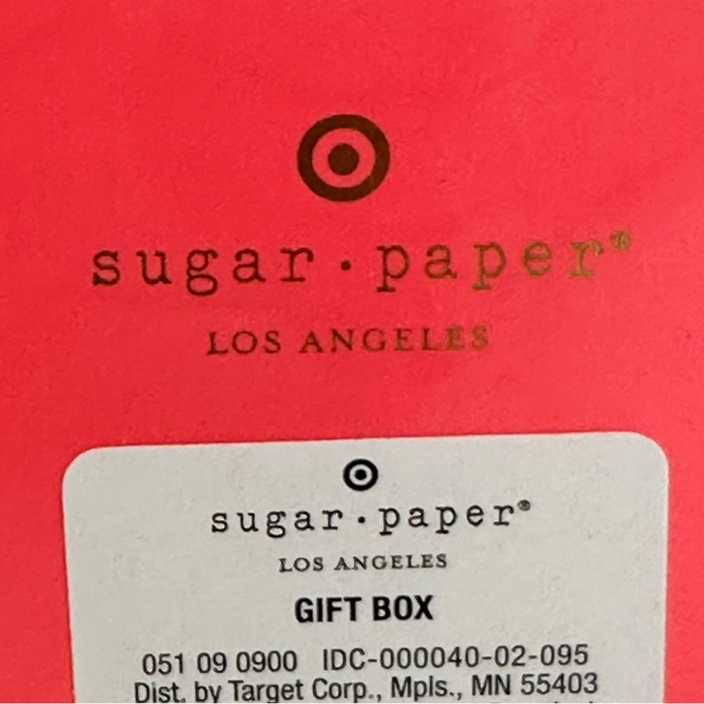Sugar Paper Los Angeles Square Pink Gift Box - Picture 6 of 6